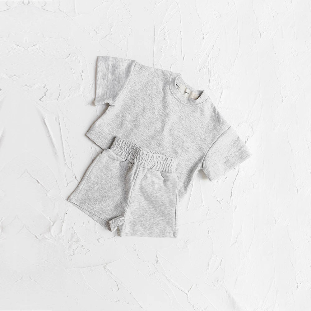 Summer Casual Kids T-Shirt and Shorts Set - Comfortable Outfit for Girls and Boys