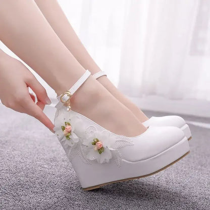 Fashion Women Pumps Flower Decoration Dress Buckle Strap Round Toe Wedges 10.8CM High Heels Female Wedding Bridal Shoes