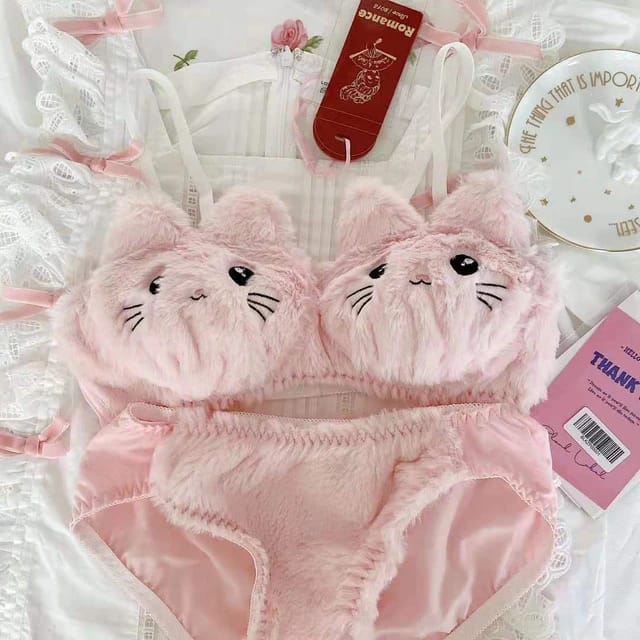 Japanese Kawaii Plush Women’s Cat Bra Set – Adorable Cartoon Underwear for Cute Comfort