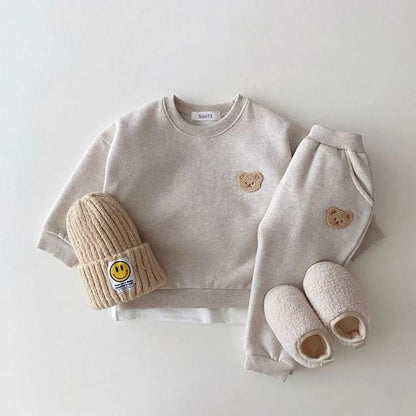 Korean Kids Bear Embroidery Fleece Pullover Set – Cozy Girls’ Sweatshirt and Harem Jogger Pants Combo